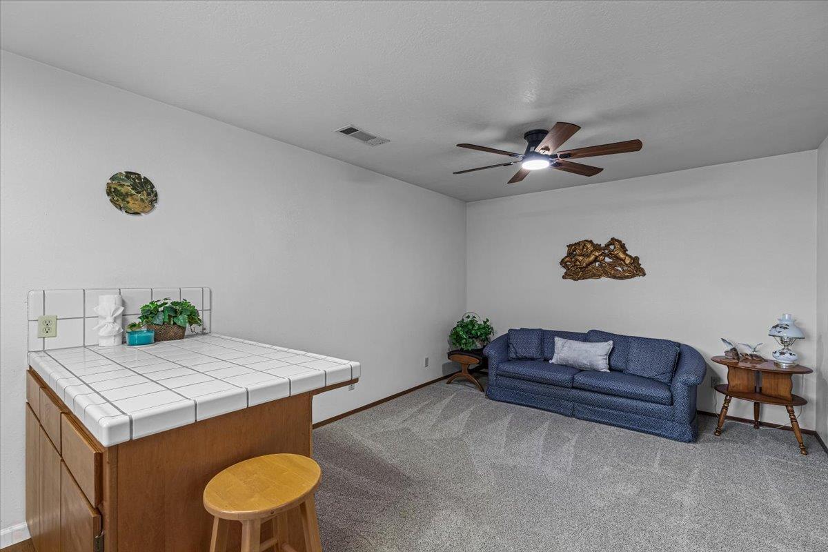 232 Fusco Ave, Modesto, CA 95354