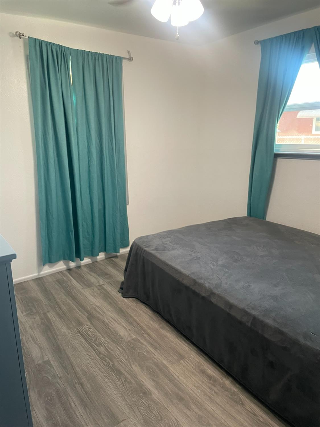 912 W 9 th, Merced, CA 95341