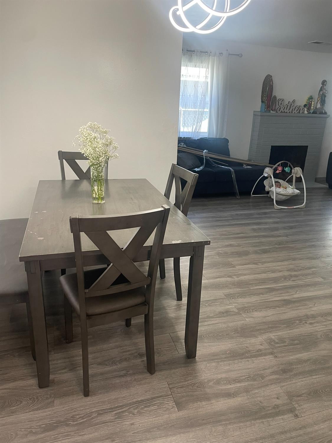 912 W 9 th, Merced, CA 95341