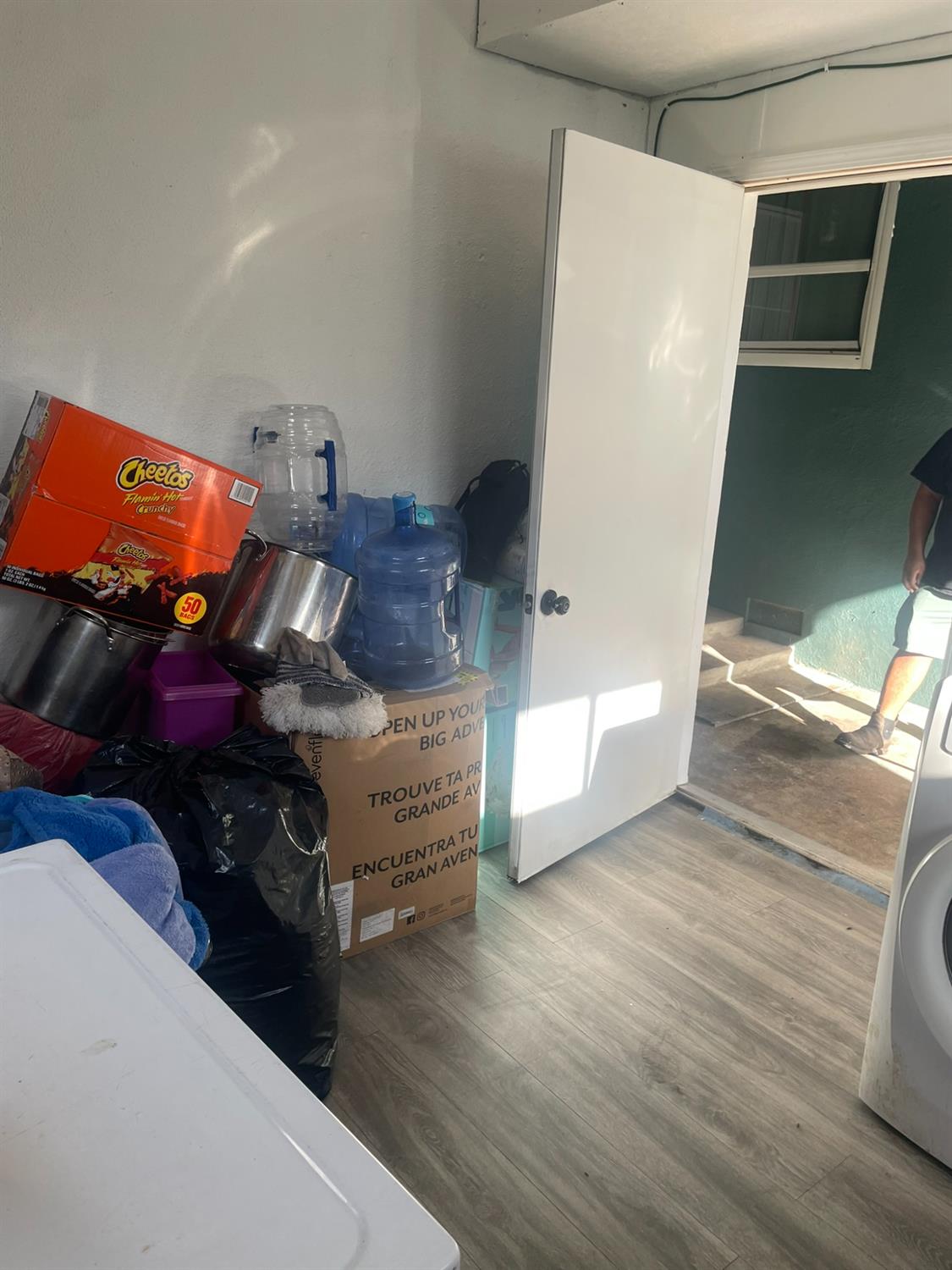 912 W 9 th, Merced, CA 95341