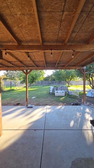 912 W 9 th, Merced, CA 95341