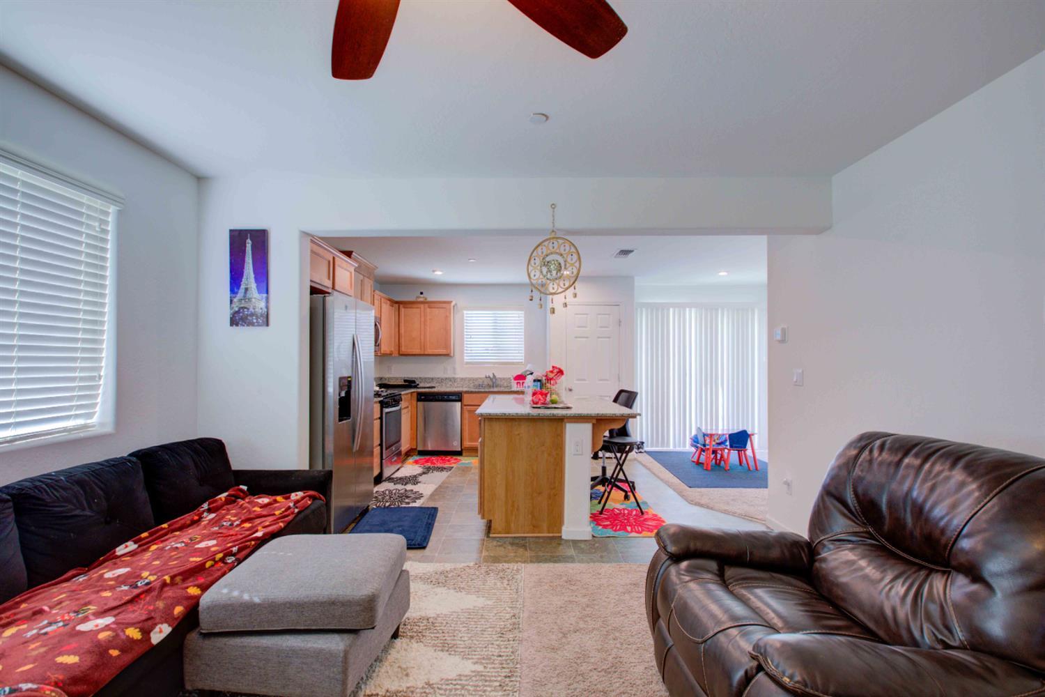 2045 Conadria Ave, Chowchilla, CA 93610