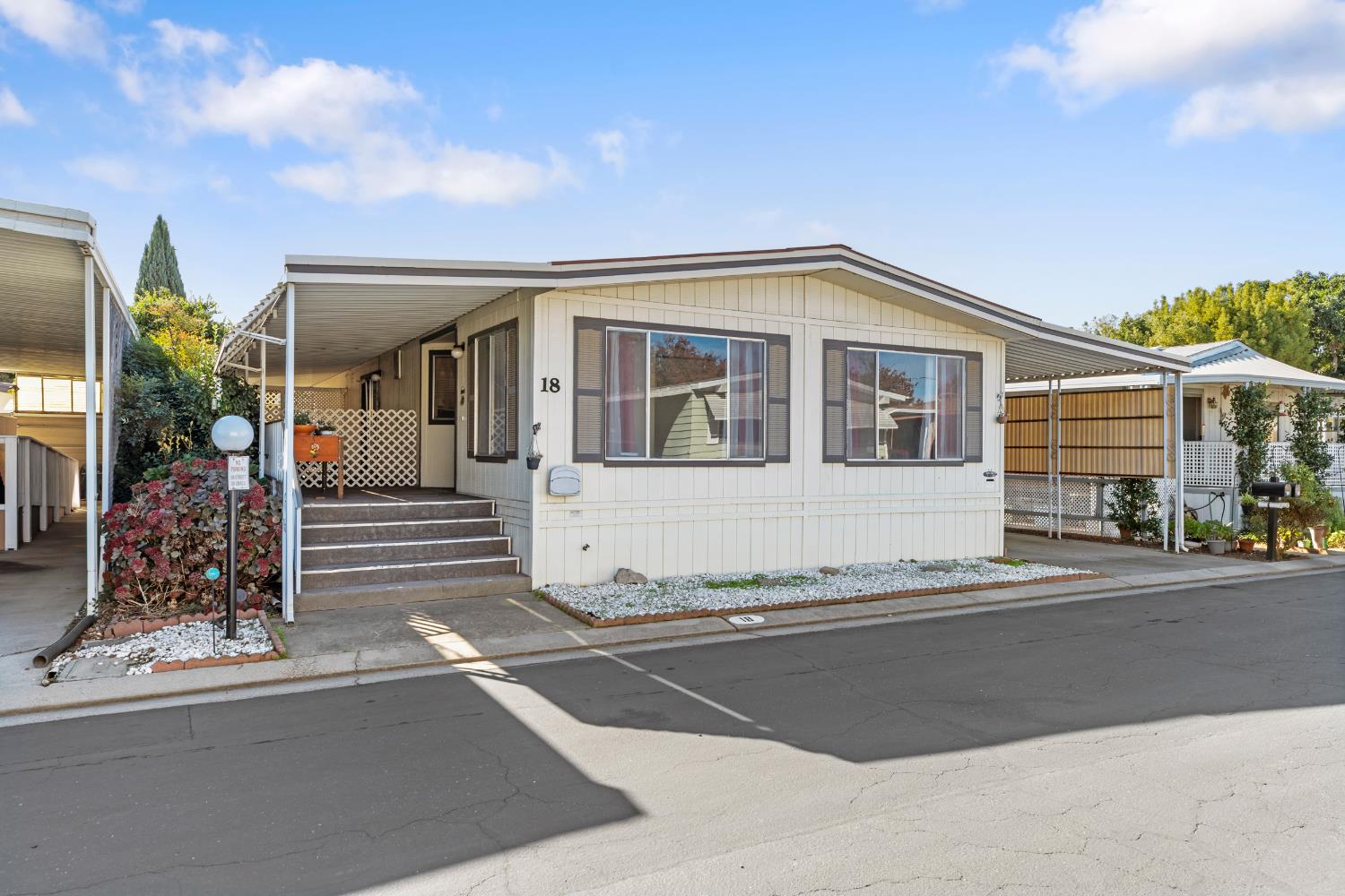 1200 S Carpenter Rd #18, Modesto, CA 95351