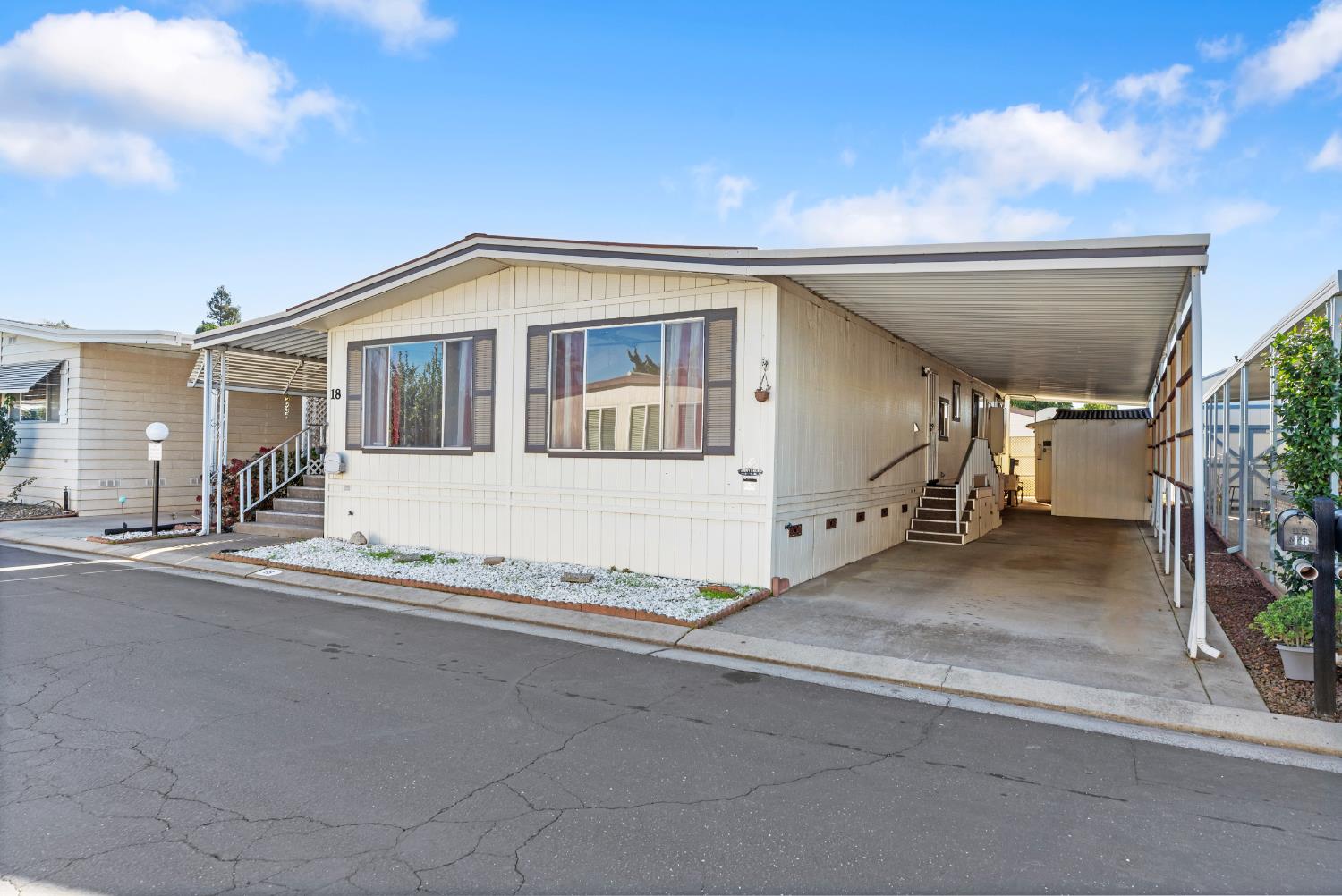 1200 S Carpenter Rd #18, Modesto, CA 95351