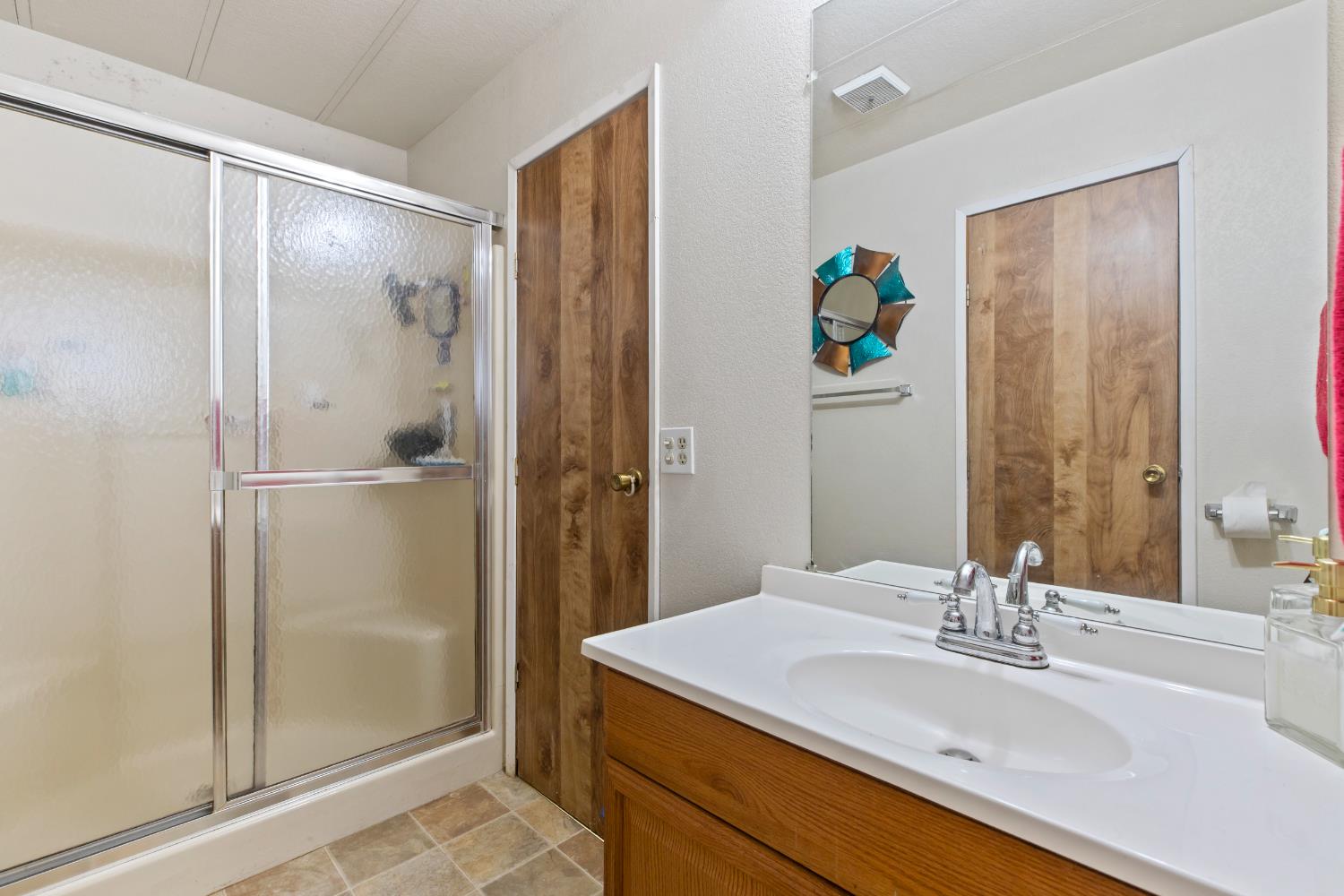 1200 S Carpenter Rd #18, Modesto, CA 95351