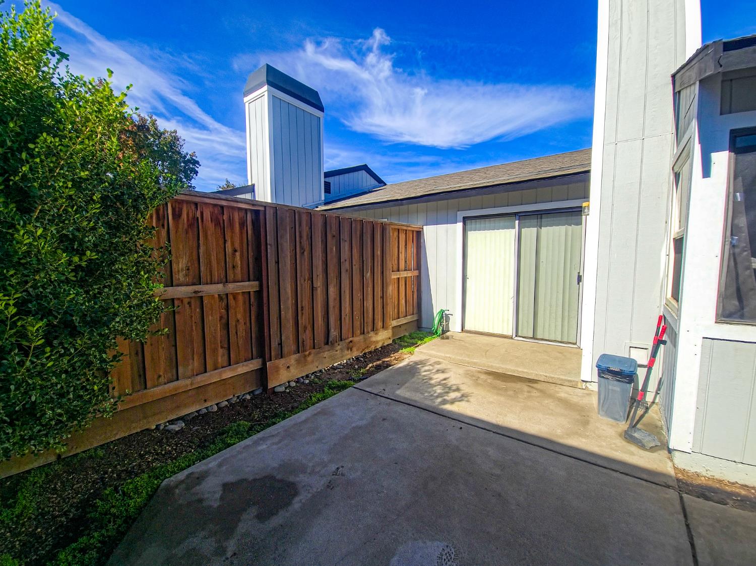 3400 Kingswood Dr #3, Modesto, CA 95355