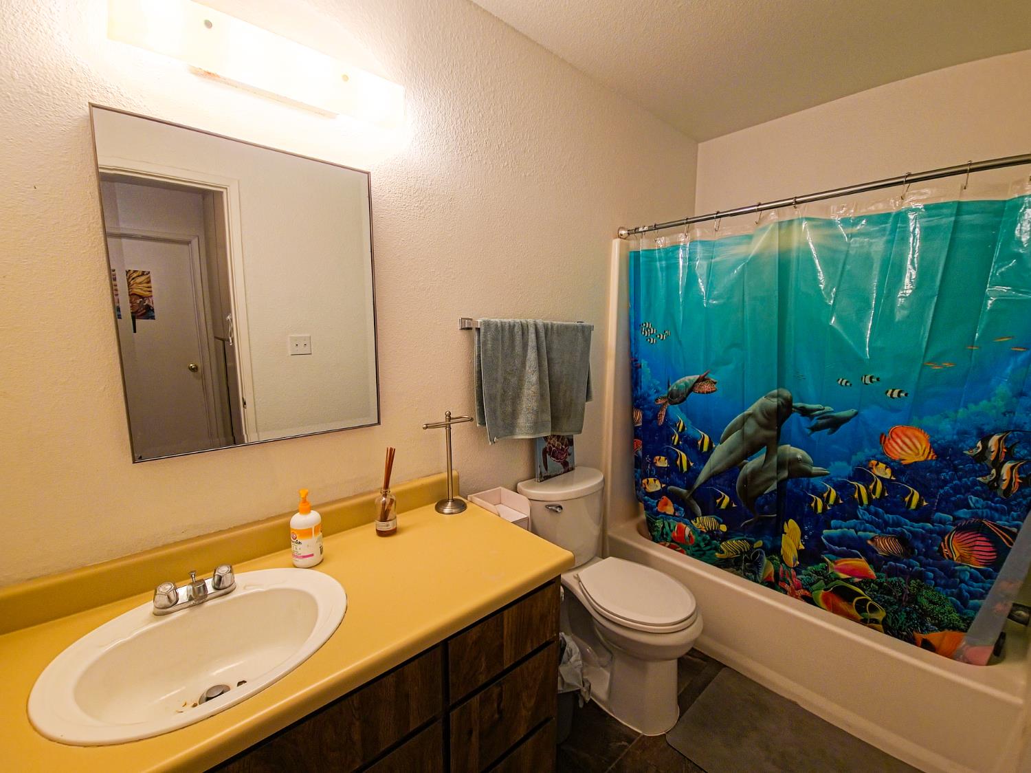 3400 Kingswood Dr #3, Modesto, CA 95355