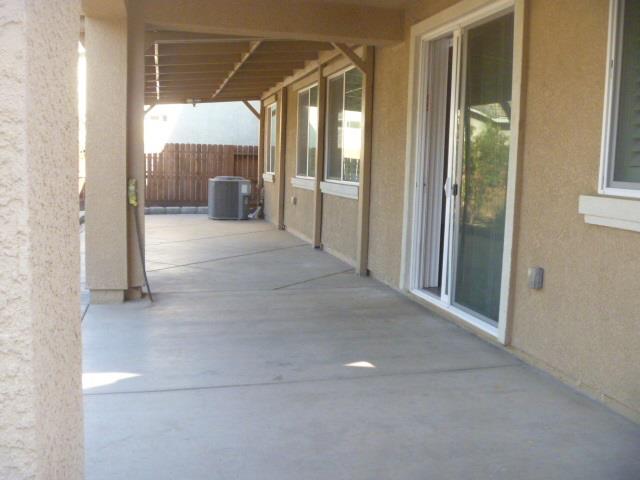 429 Carly Anne Dr, Merced, CA 95341