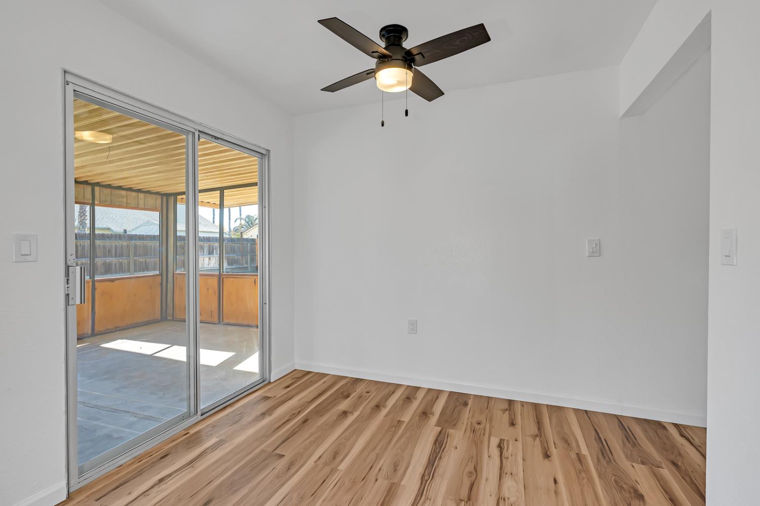 760 Meadowlark Ave, Los Banos, CA 93635