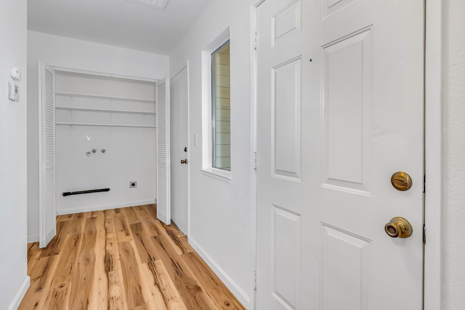 760 Meadowlark Ave, Los Banos, CA 93635