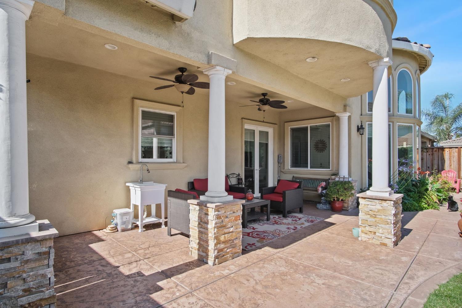 3205 Hillglen Ave, Modesto, CA 95355