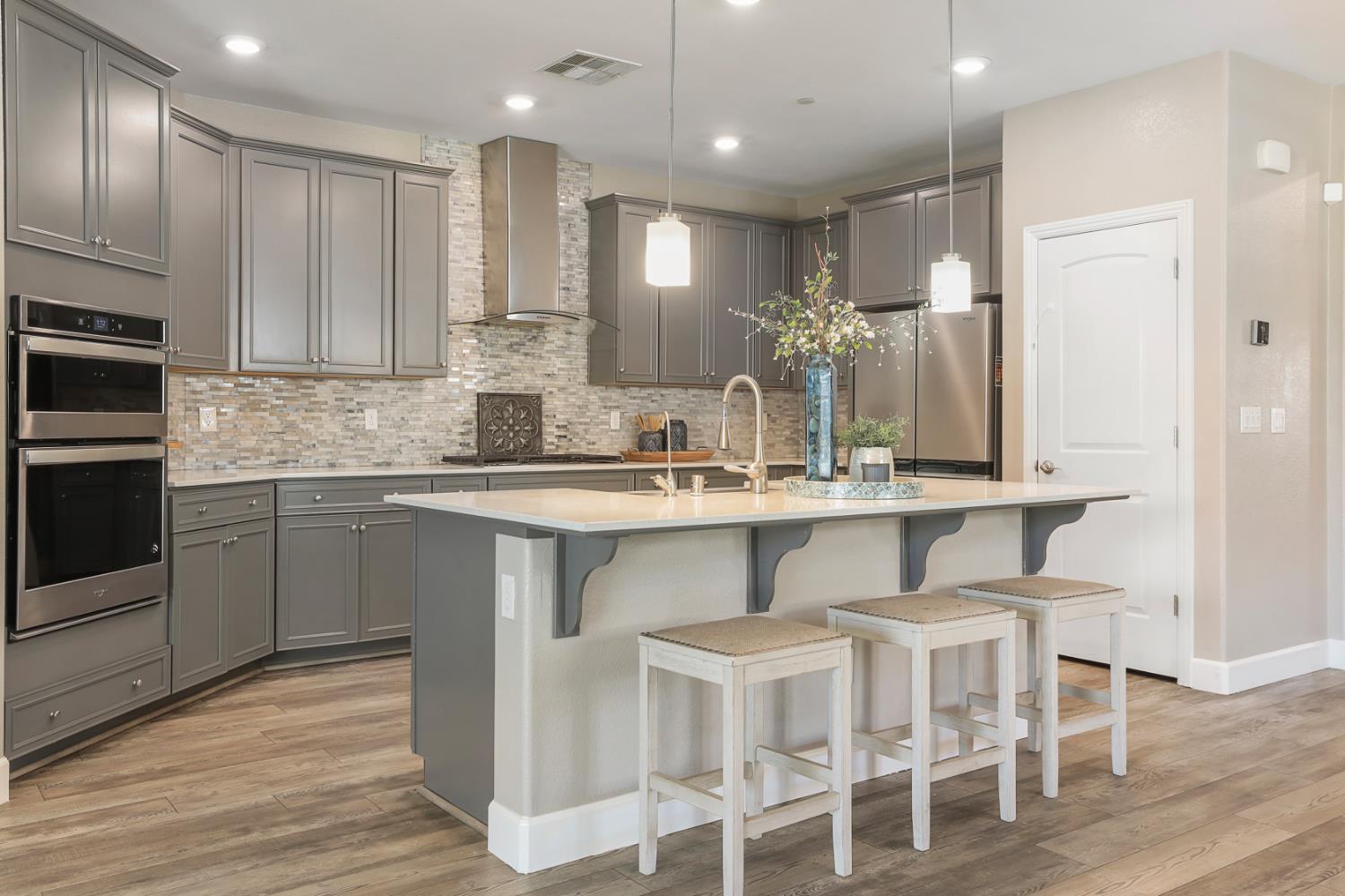 1676 Red Ribbons Ln, Manteca, CA 95337