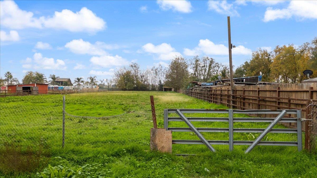 9688 S Airport Way, Manteca, CA 95336