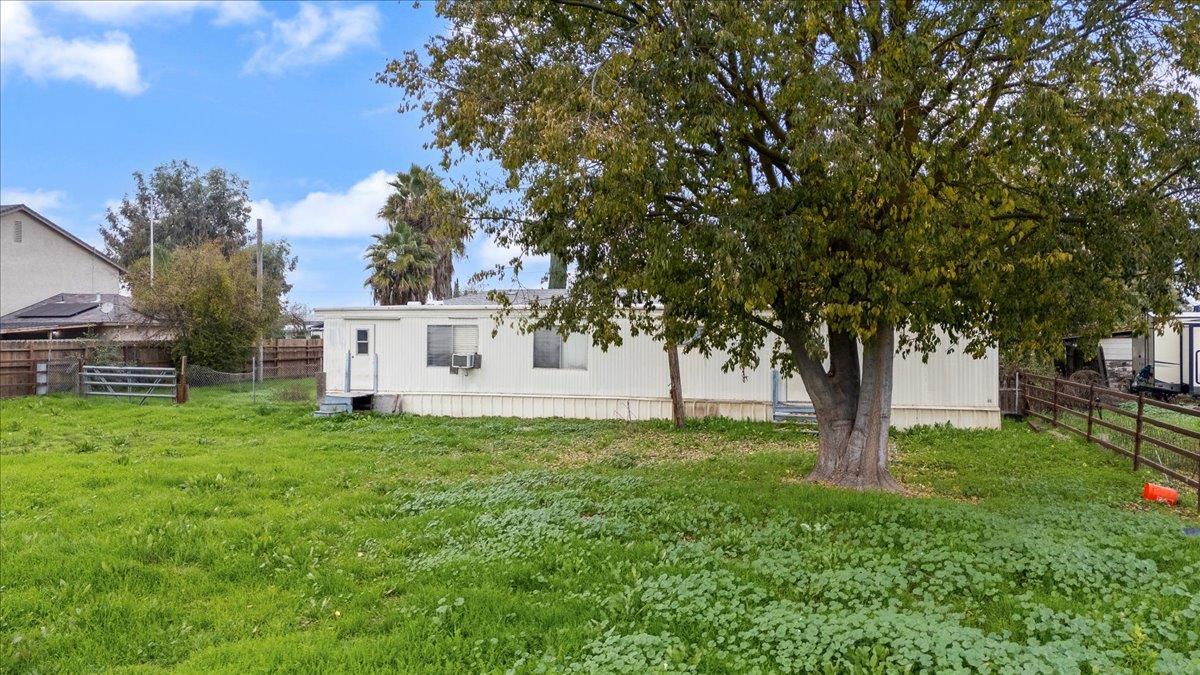 9688 S Airport Way, Manteca, CA 95336