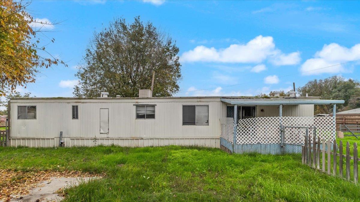 9688 S Airport Way, Manteca, CA 95336