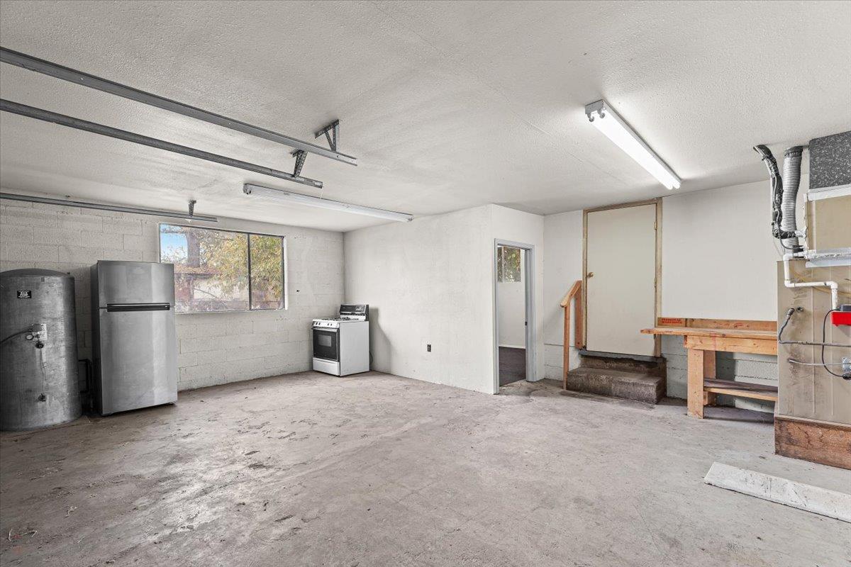 9688 S Airport Way, Manteca, CA 95336