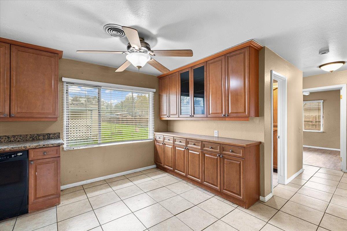 9688 S Airport Way, Manteca, CA 95336