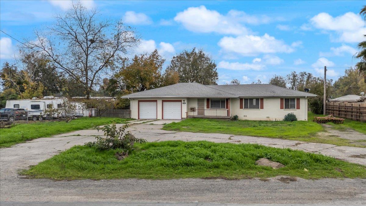 9688 S Airport Way, Manteca, CA 95336