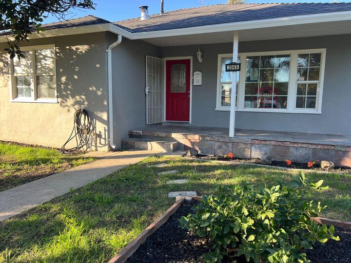 2049 Miller Ave, Modesto, CA 95354