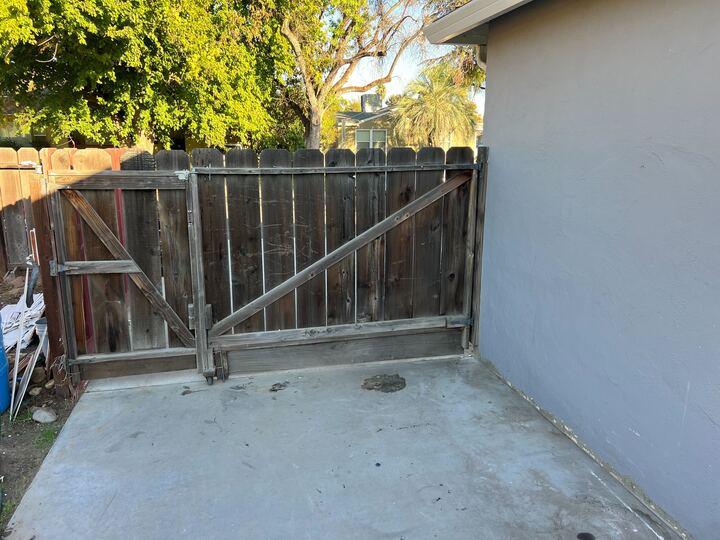 2049 Miller Ave, Modesto, CA 95354