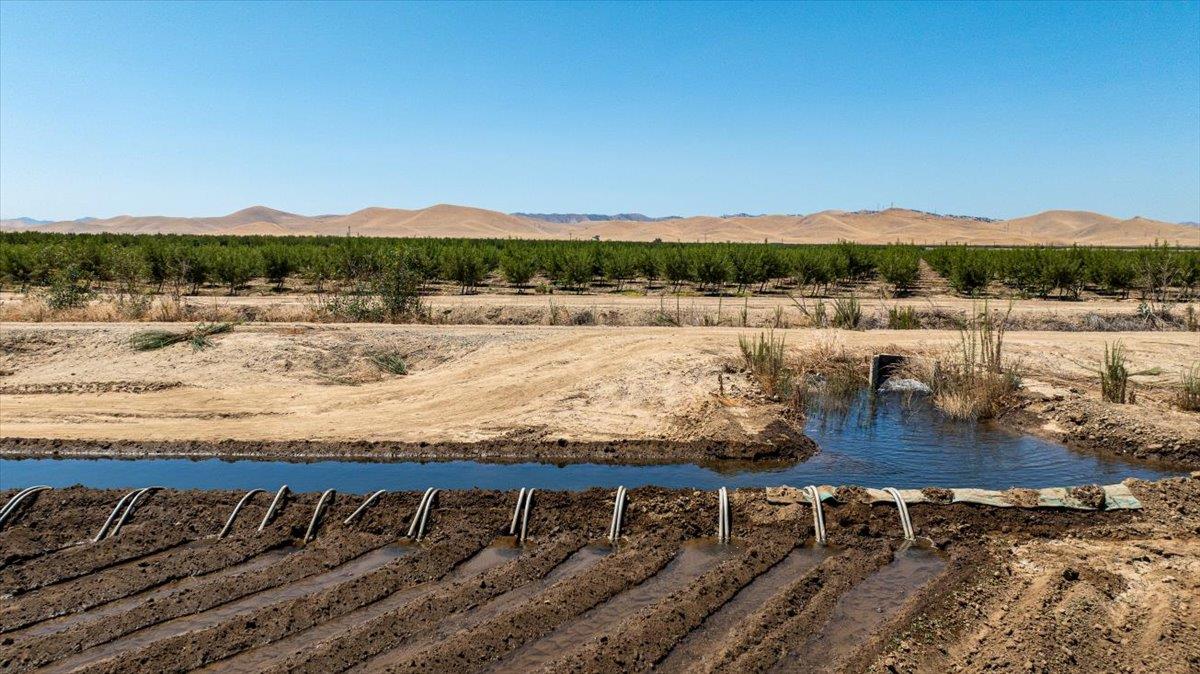 0 Schmidt Rd, Gustine, CA 95322