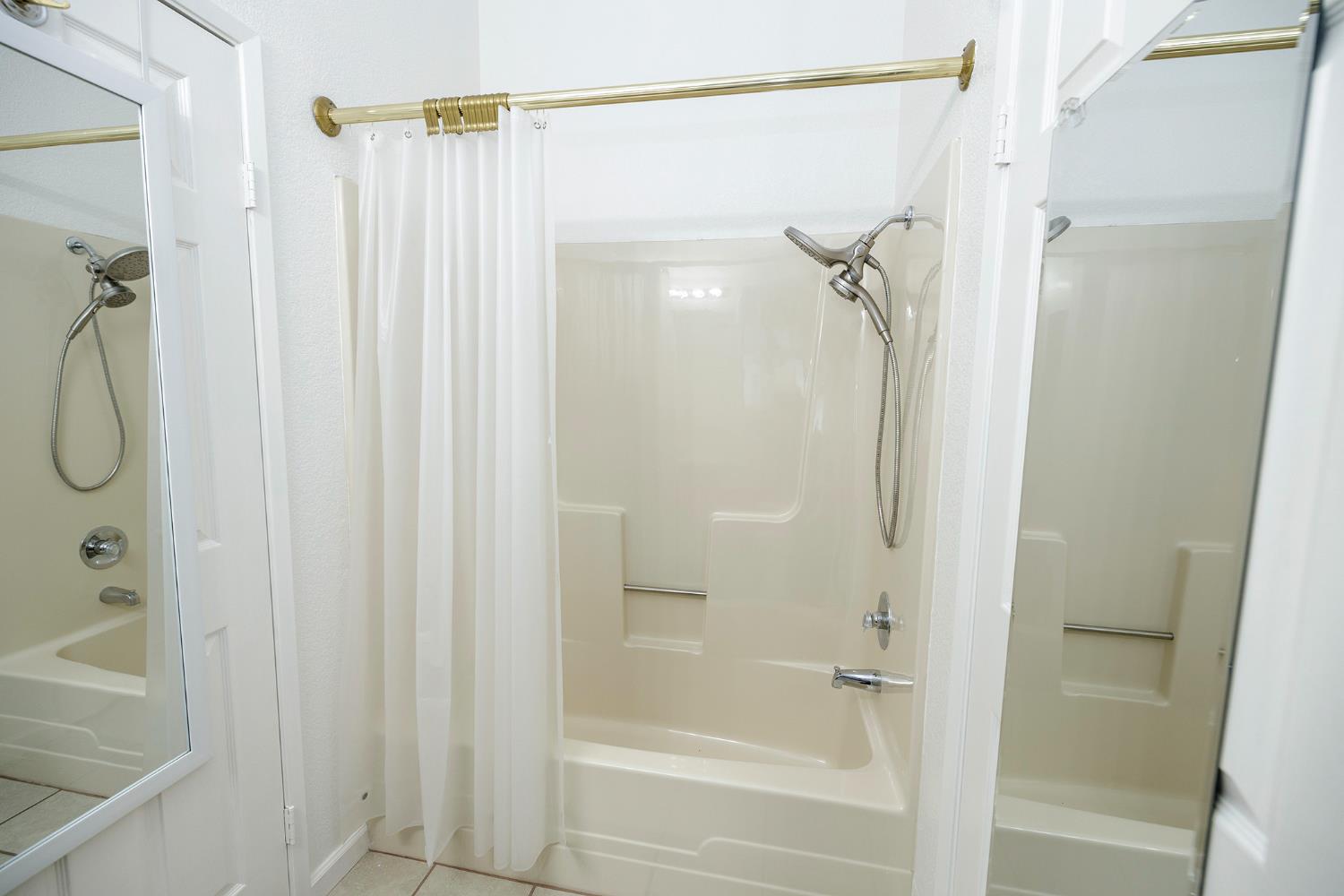 1500 Held #10, Modesto, CA 95355