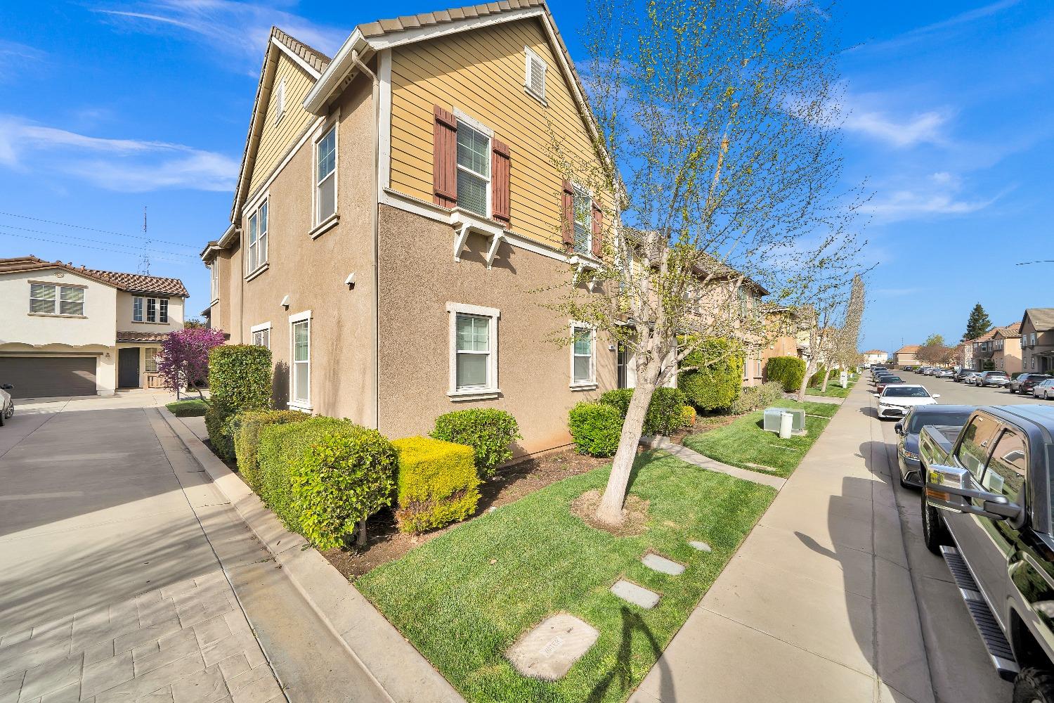 3857 Purple Finch Ln, Modesto, CA 95355