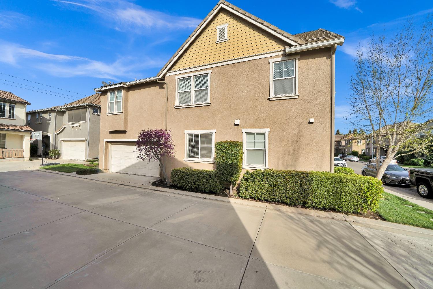 3857 Purple Finch Ln, Modesto, CA 95355