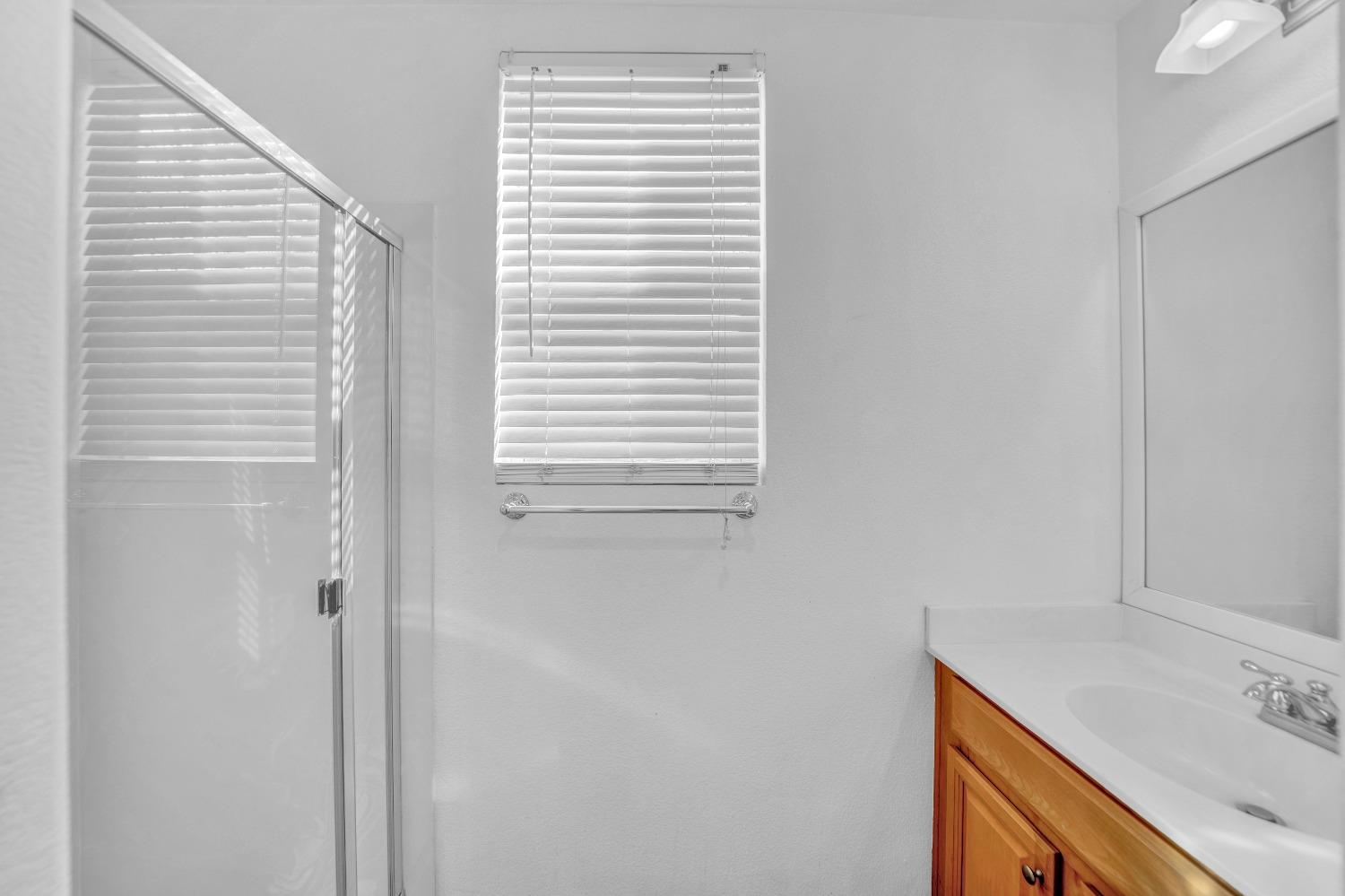 3857 Purple Finch Ln, Modesto, CA 95355