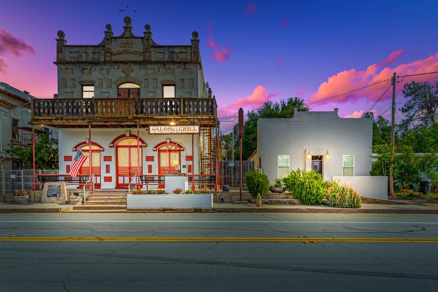 30042 30048 Yosemite Blvd, La Grange, CA 95329