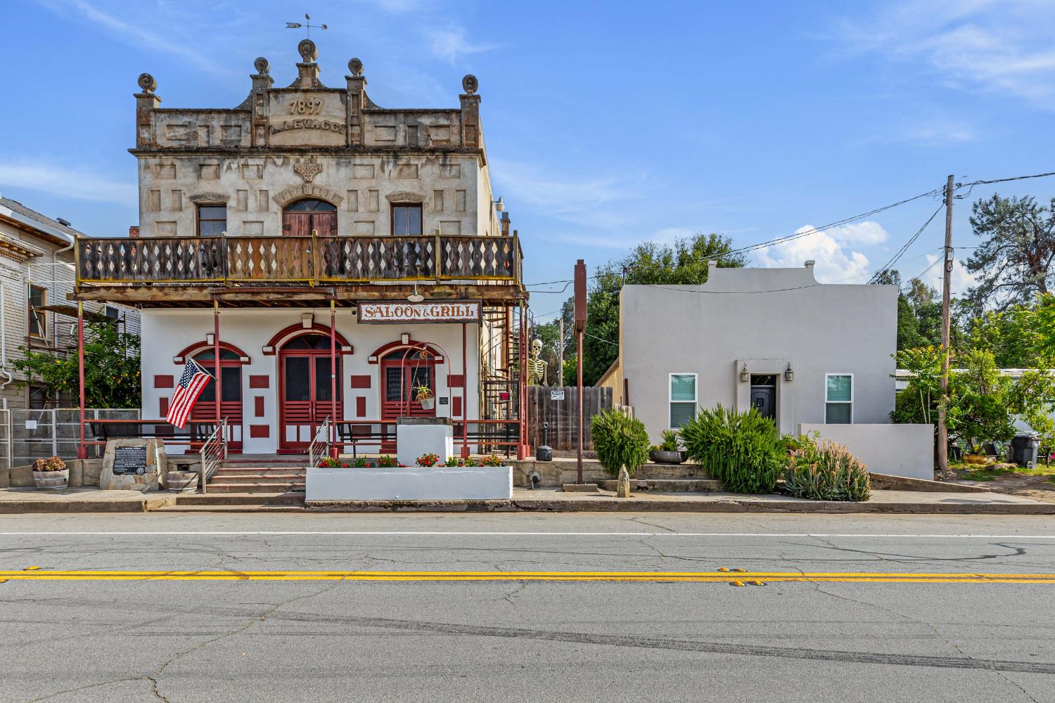 30042 30048 Yosemite Blvd, La Grange, CA 95329