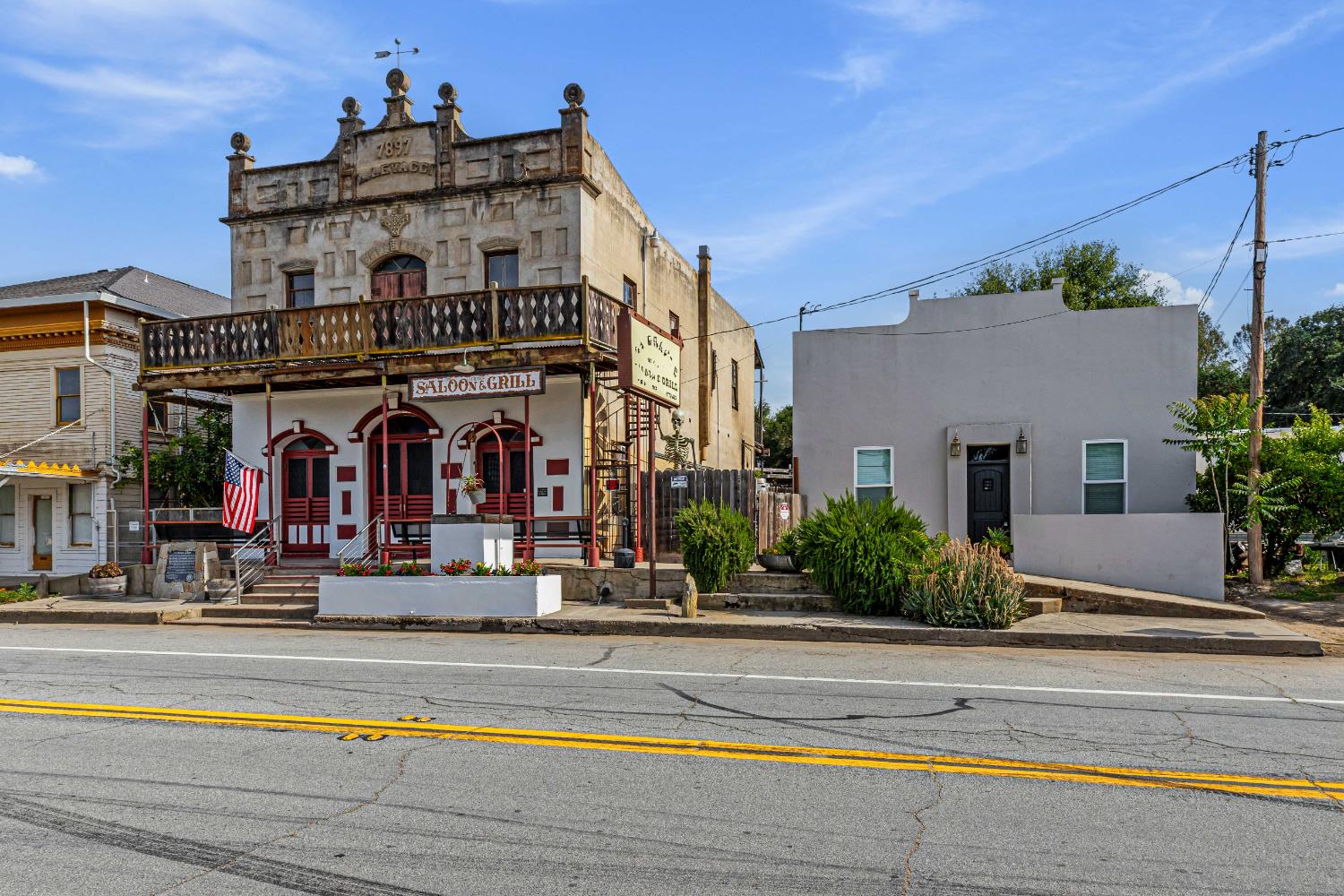 30042 30048 Yosemite Blvd, La Grange, CA 95329