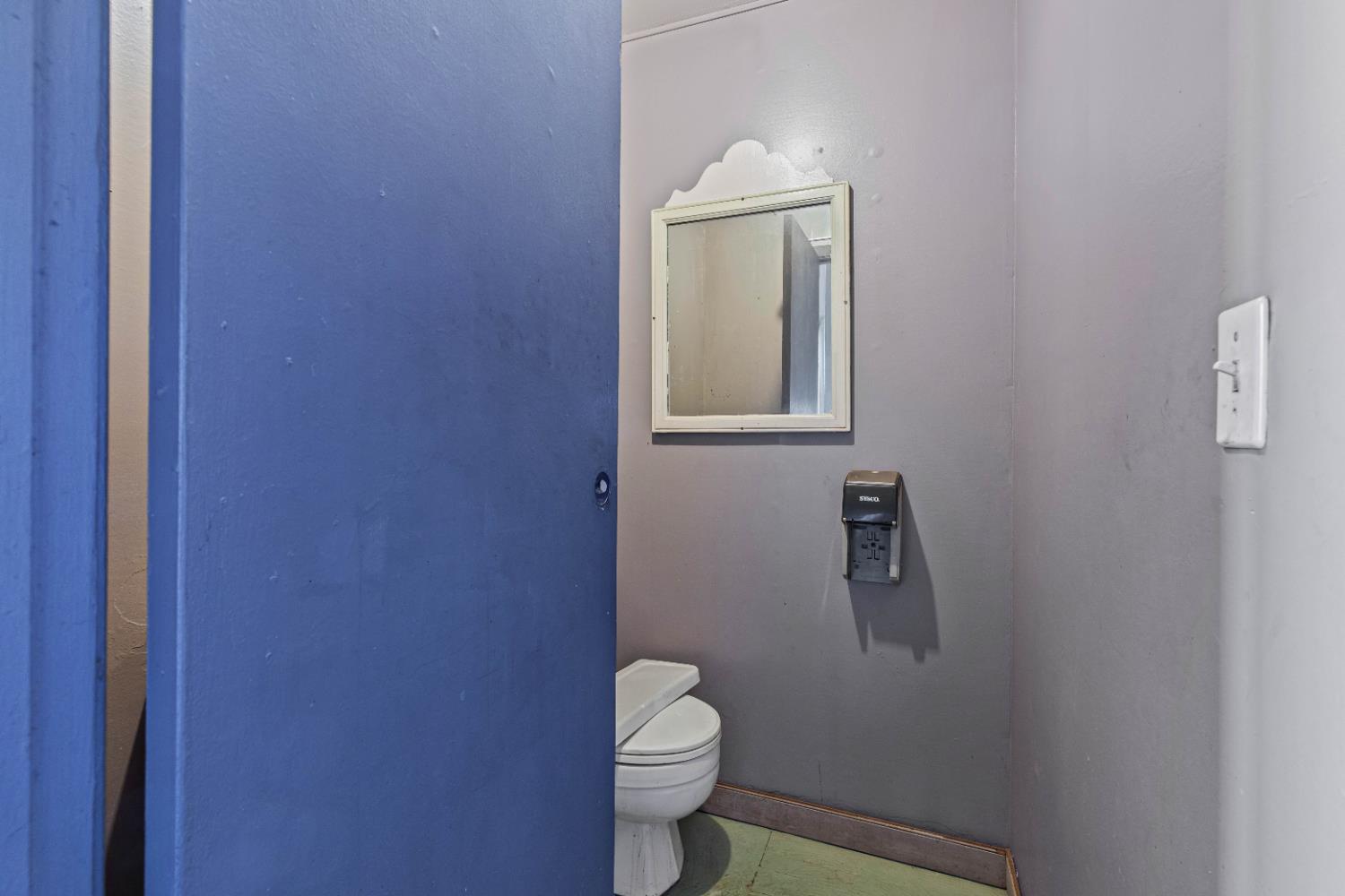 30042 30048 Yosemite Blvd, La Grange, CA 95329