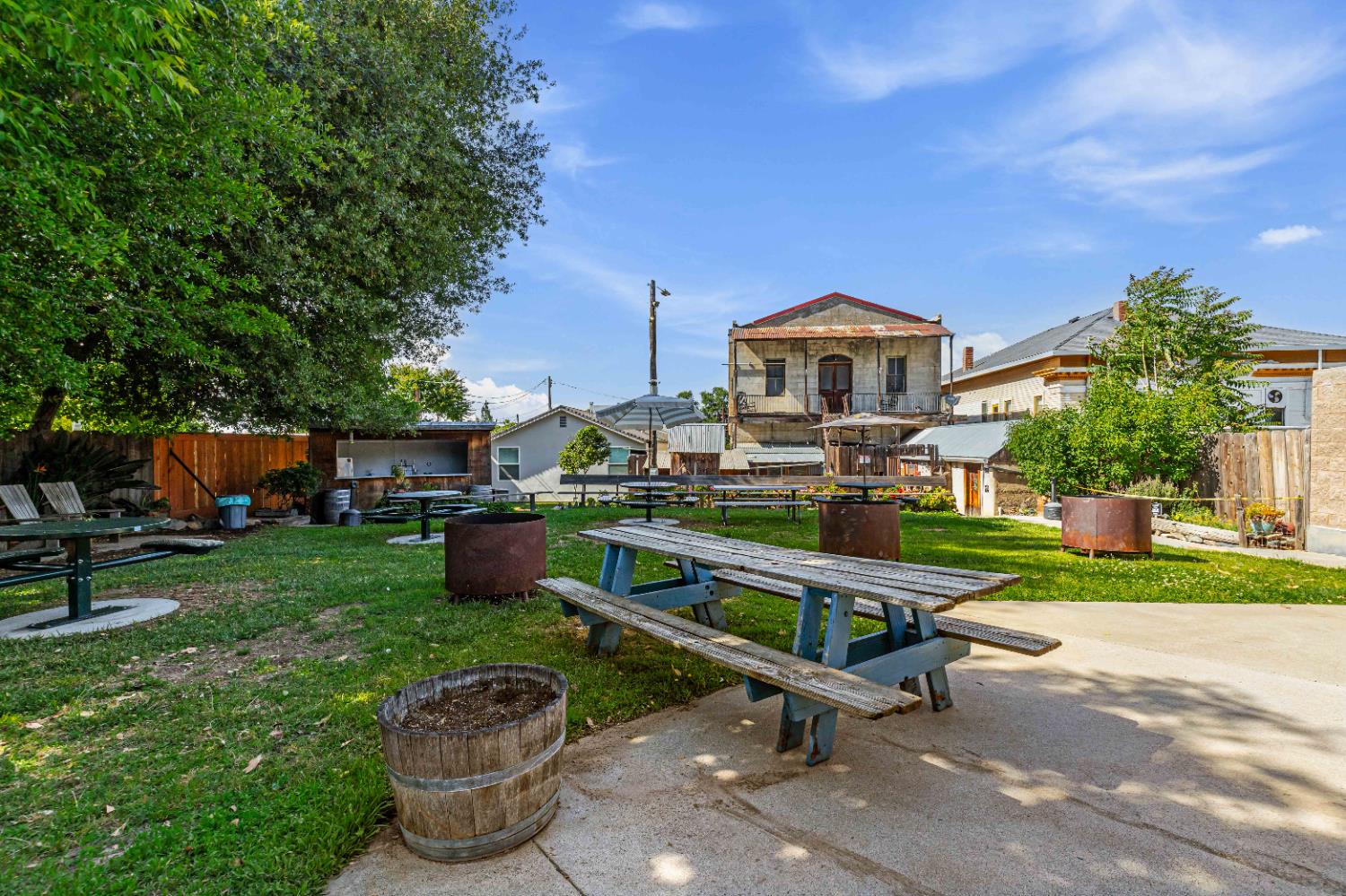 30042 30048 Yosemite Blvd, La Grange, CA 95329