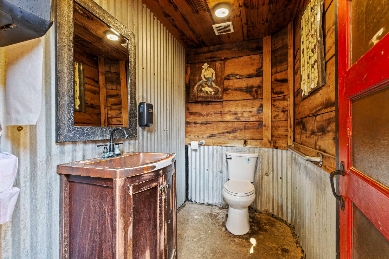 30042 30048 Yosemite Blvd, La Grange, CA 95329