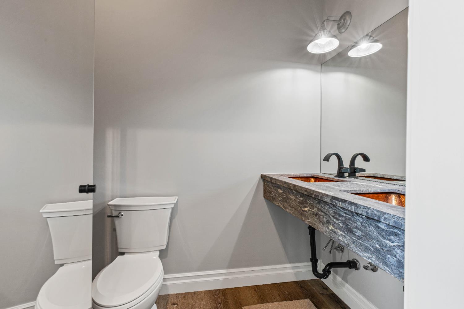 30042 30048 Yosemite Blvd, La Grange, CA 95329