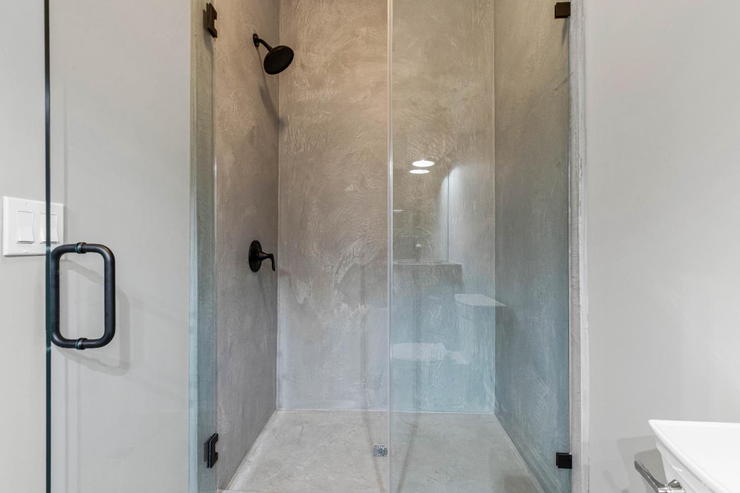 30042 30048 Yosemite Blvd, La Grange, CA 95329