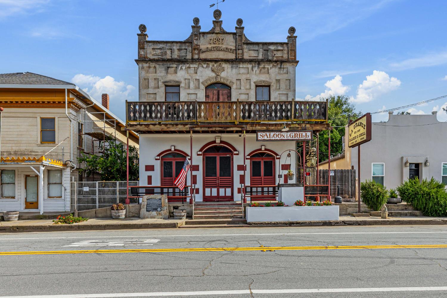 30042 30048 Yosemite Blvd, La Grange, CA 95329