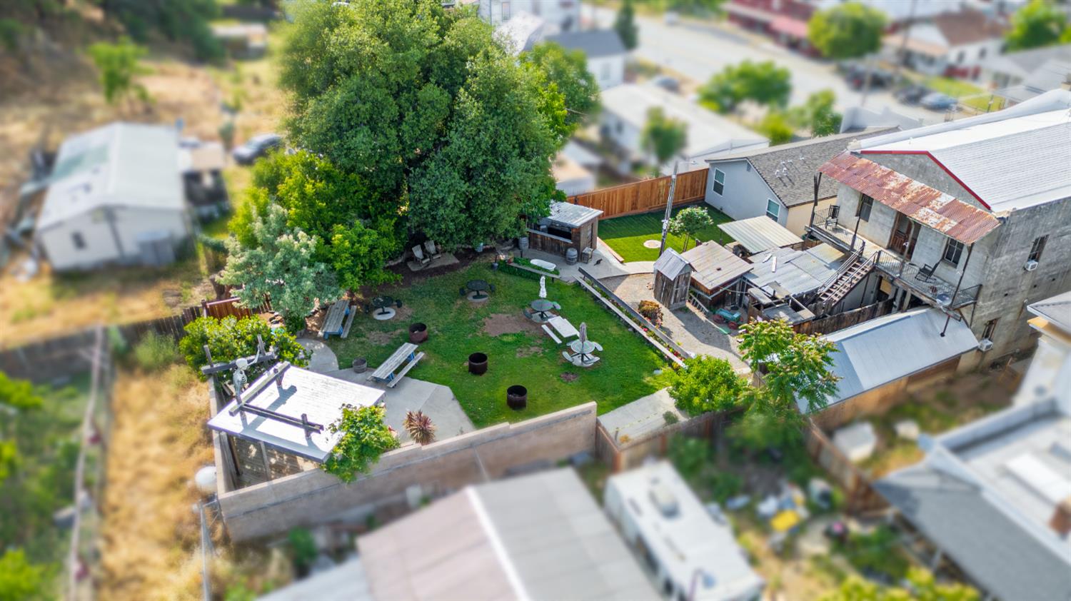 30042 30048 Yosemite Blvd, La Grange, CA 95329