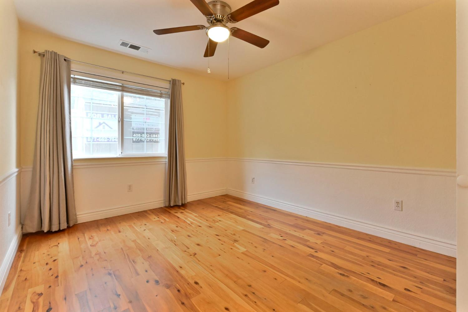 908 Deer Park Dr, Modesto, CA 95358