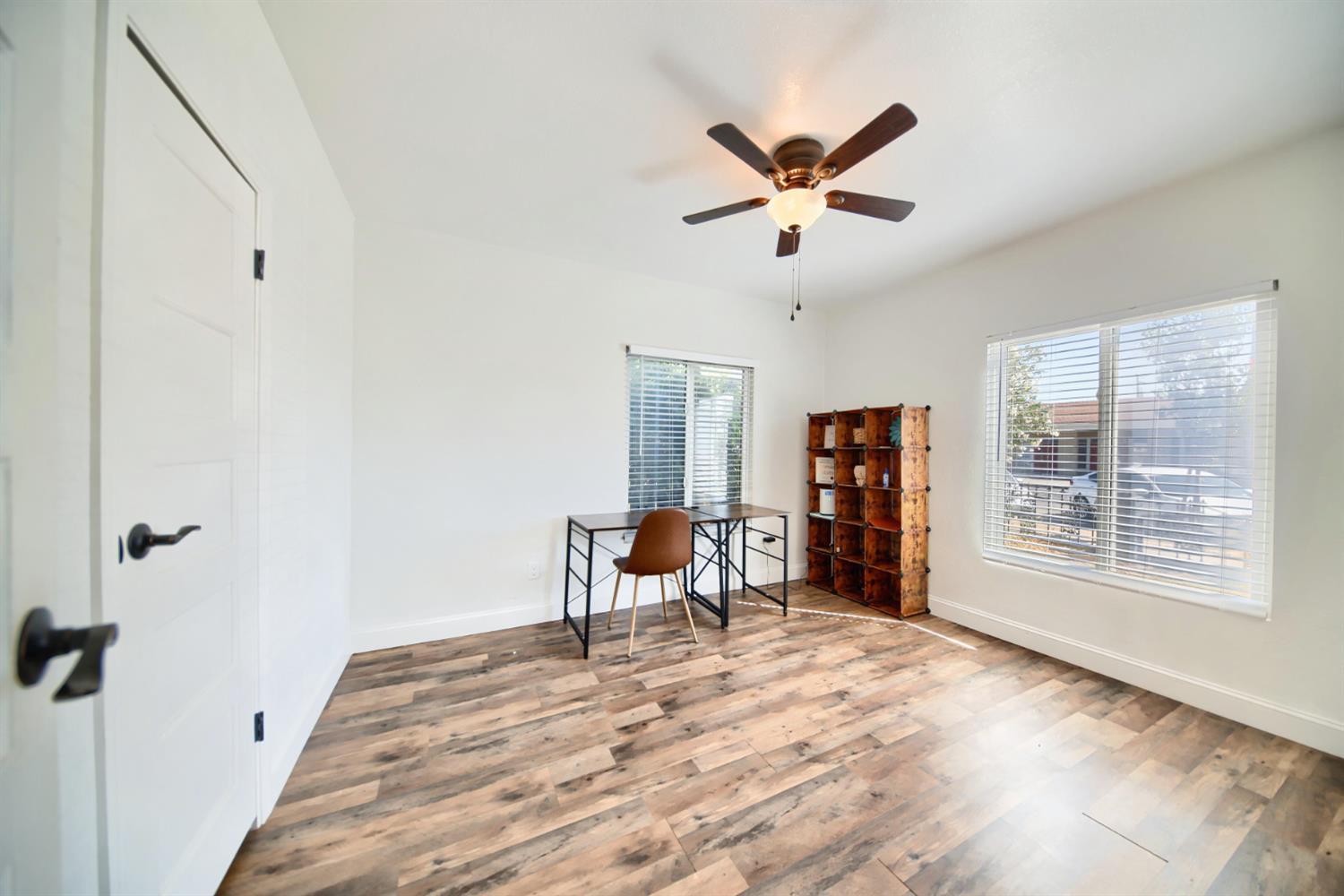 131 5th St, Gustine, CA 95322