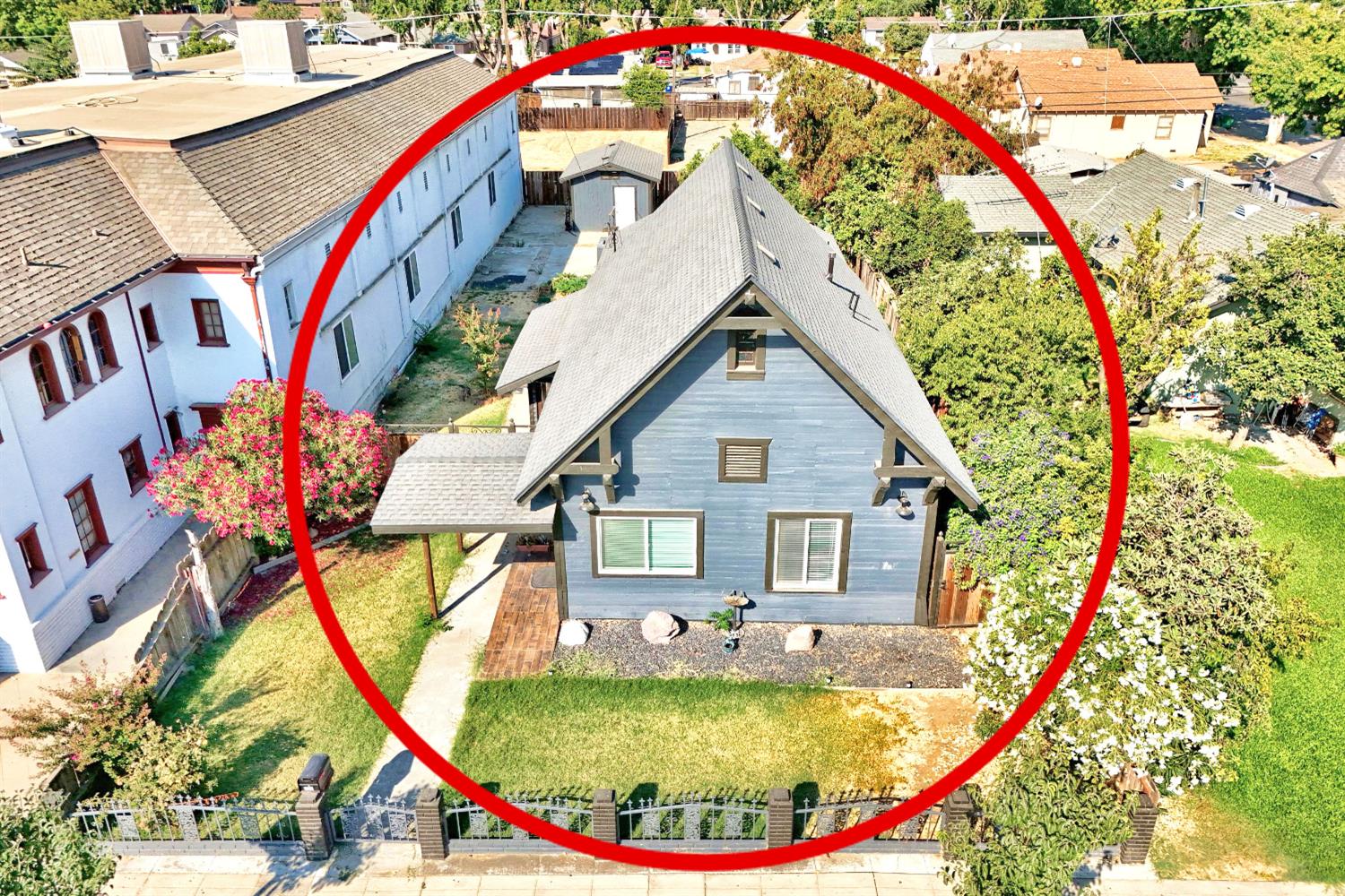 131 5th St, Gustine, CA 95322