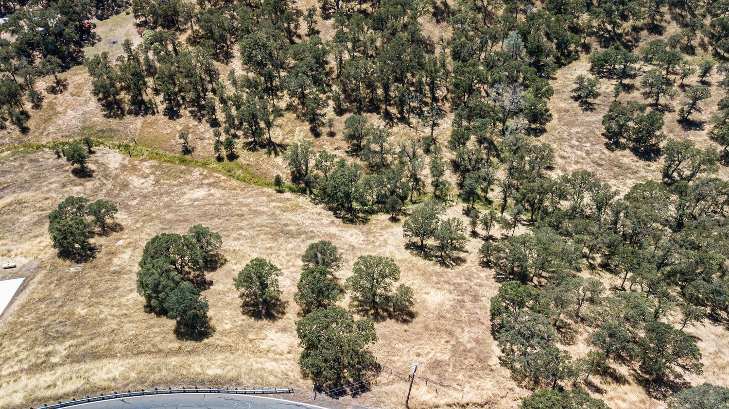 1375 Cheyenne Rd, Copperopolis, CA 95228