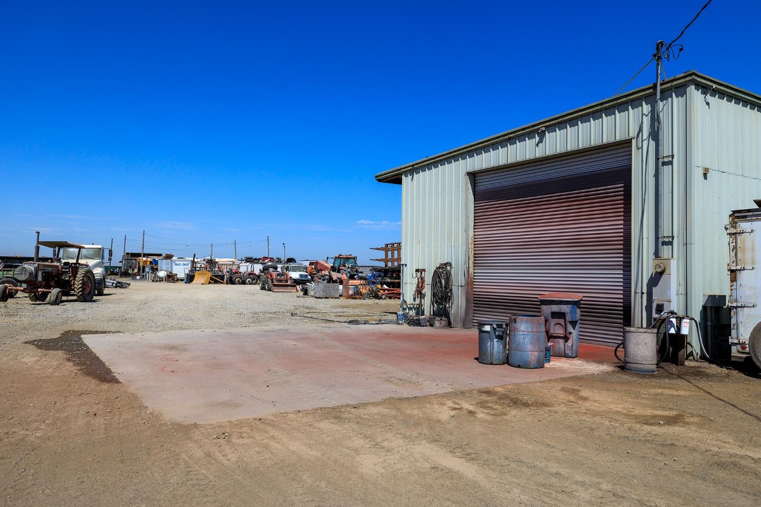 7831 Crows Landing Rd, Ceres, CA 95307