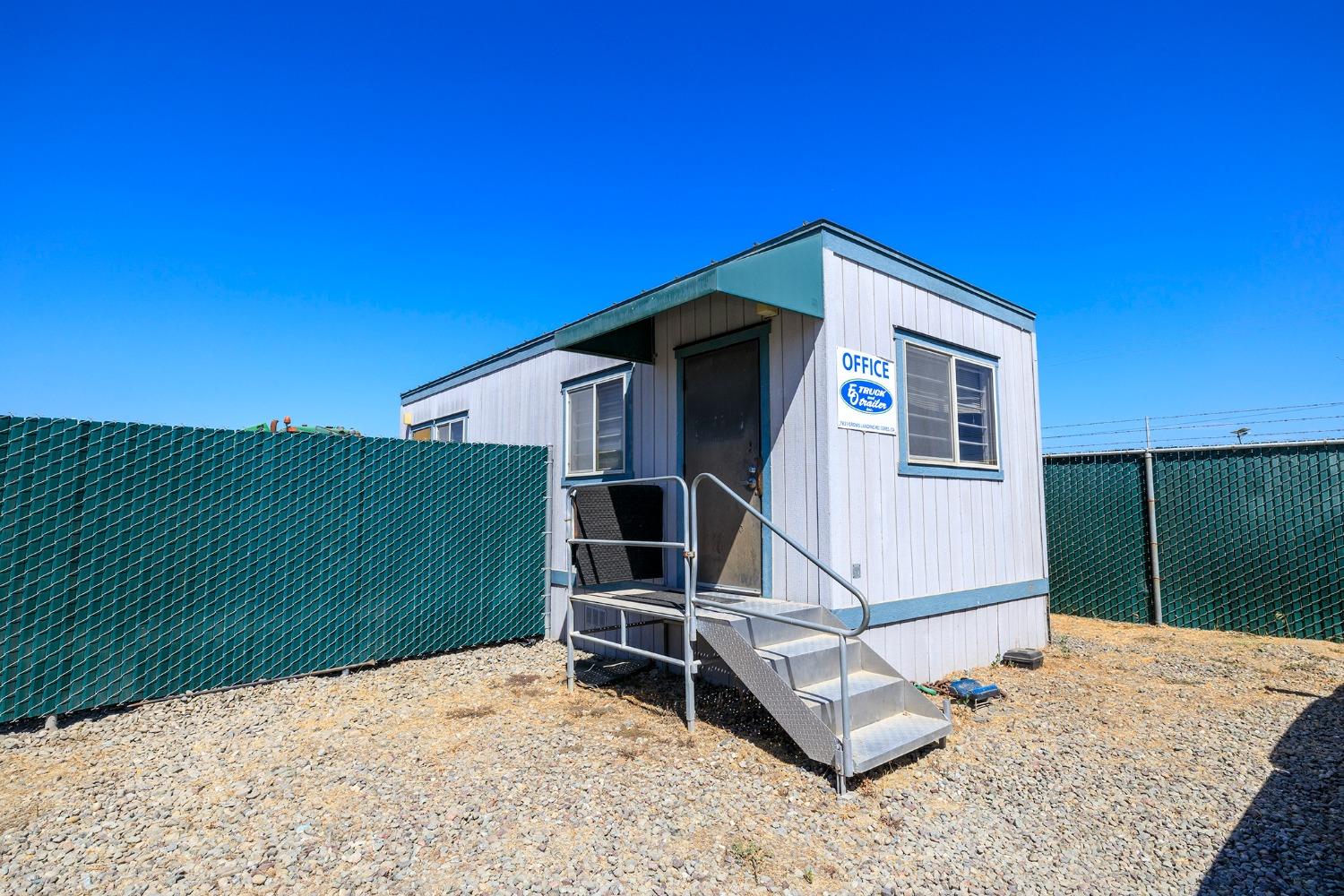 7831 Crows Landing Rd, Ceres, CA 95307