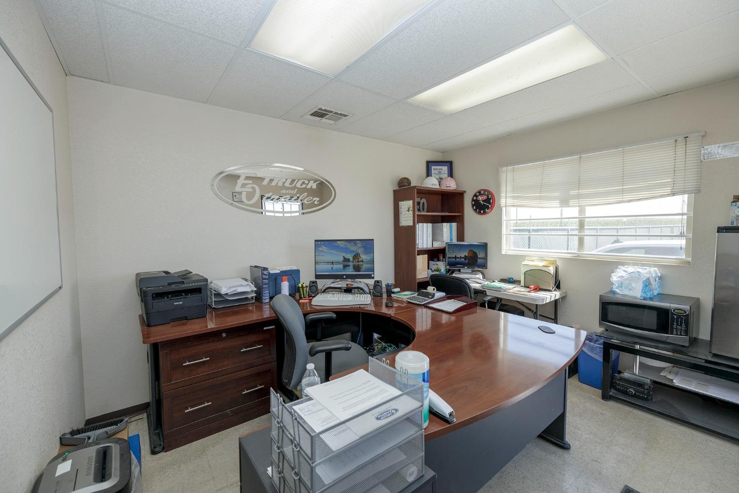 7831 Crows Landing Rd, Ceres, CA 95307