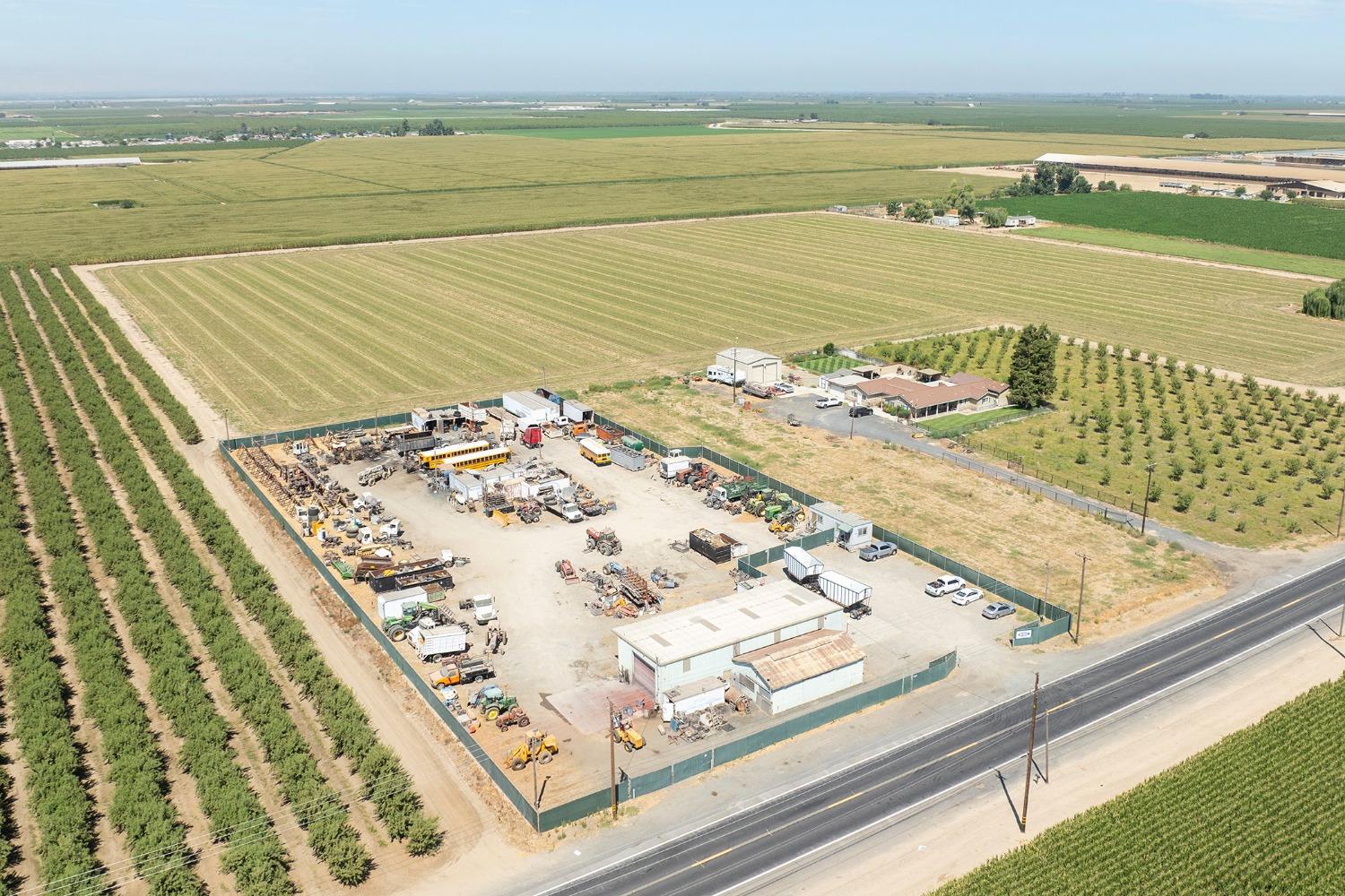 7831 Crows Landing Rd, Ceres, CA 95307