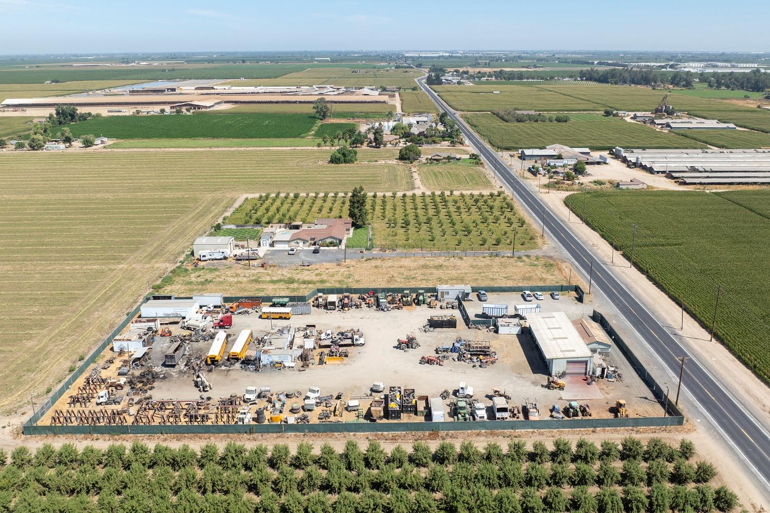 7831 Crows Landing Rd, Ceres, CA 95307