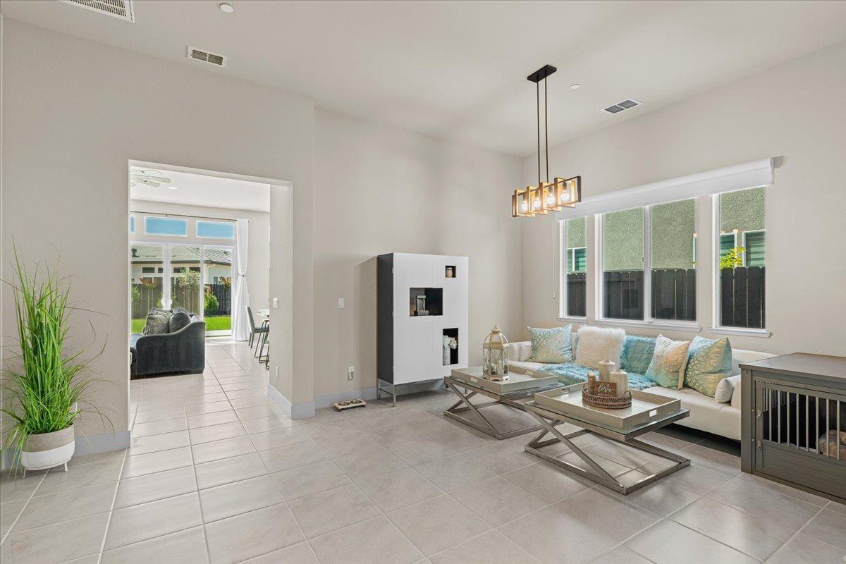 3715 N Berkeley Ave, Turlock, CA 95382