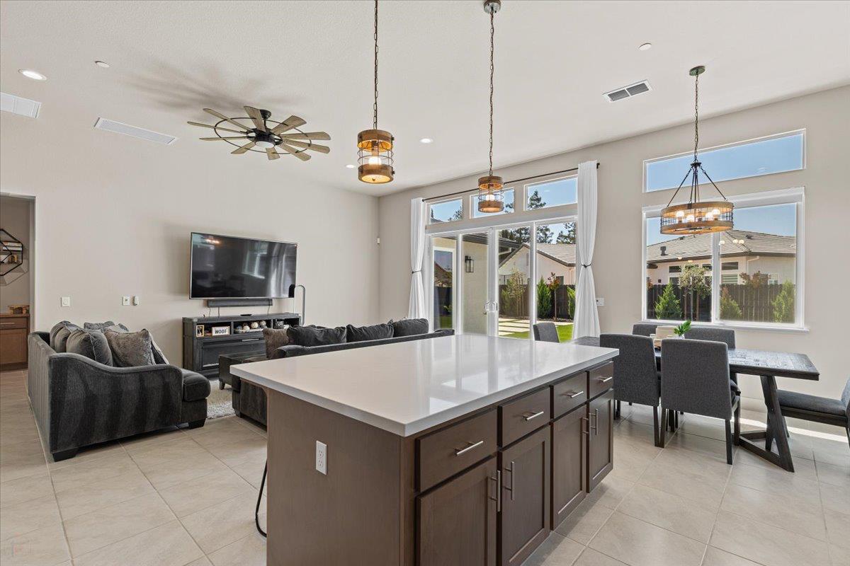 3715 N Berkeley Ave, Turlock, CA 95382